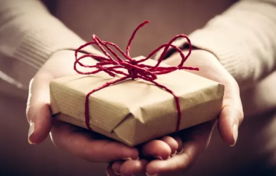 Other Ways to Say "Gifts Are Optional" on an Invitation